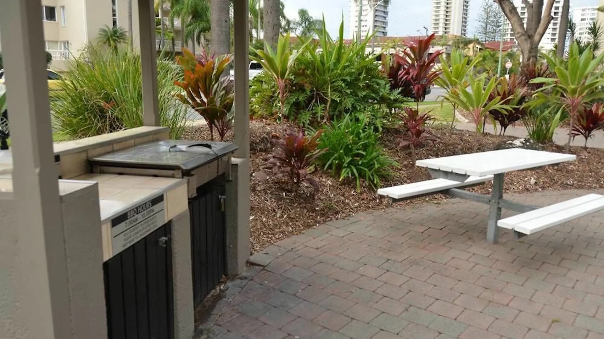 Markham Court Gold Coast Aparthotel